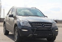 Mercedes ML W164 2005–2011 Přední ochranný rám (bullbar) WT003 Black (nerez) fotografie 3