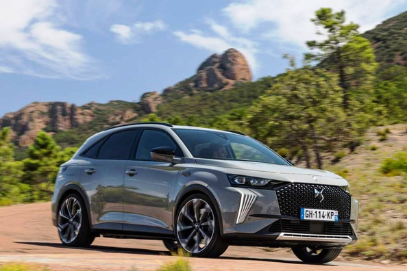 DS 7: Prémiový francouzský crossover s důrazem na eleganci