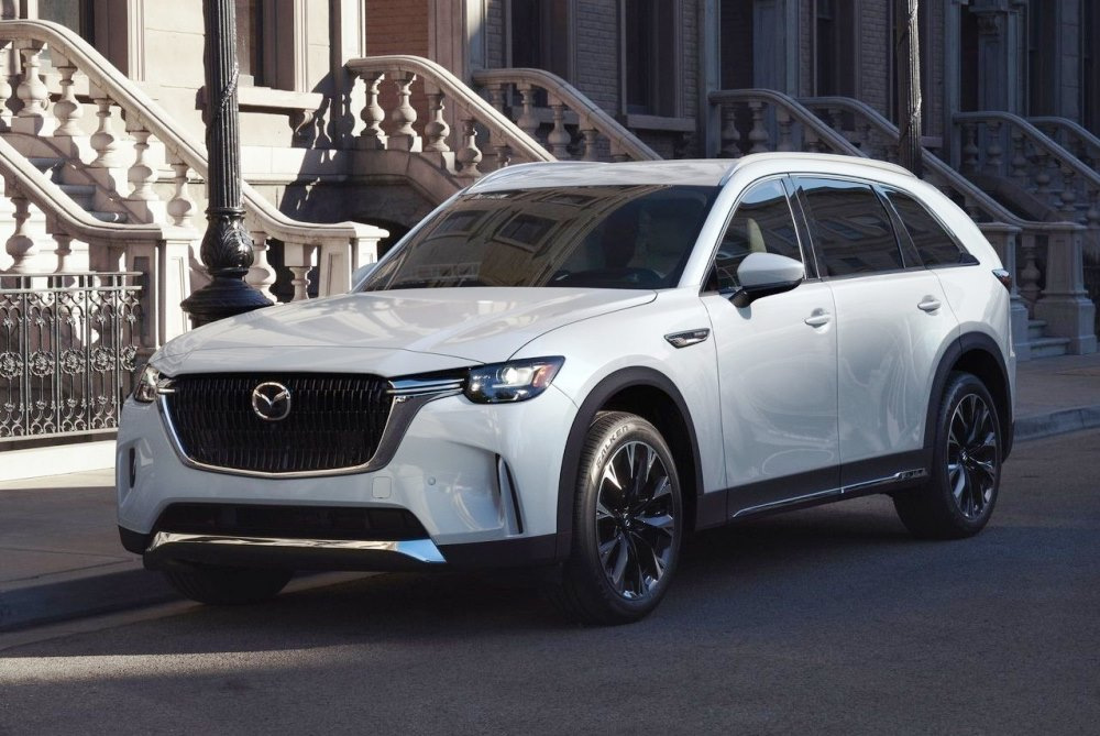 Recenze Mazda CX-90: vlajkový třímístný crossover