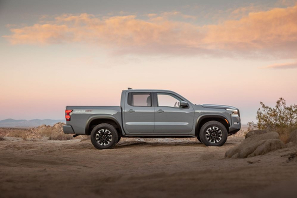 Recenze Nissan Frontier III Crew Cab: Technické specifikace, výbava, fotografie Fotografie 2