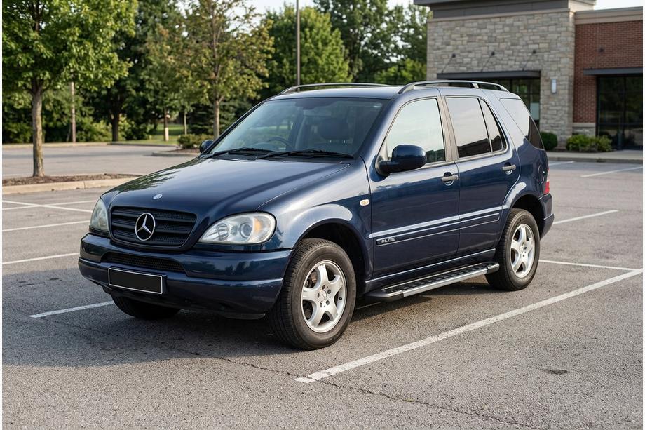 Mercedes ML W163 1997–2005 Boční prahy RedLine V1 (2 ks, hliník) Image