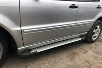 Mercedes ML W163 1997–2005 Boční nášlapy Allmond Grey (2 ks, hliník) fotografie 6