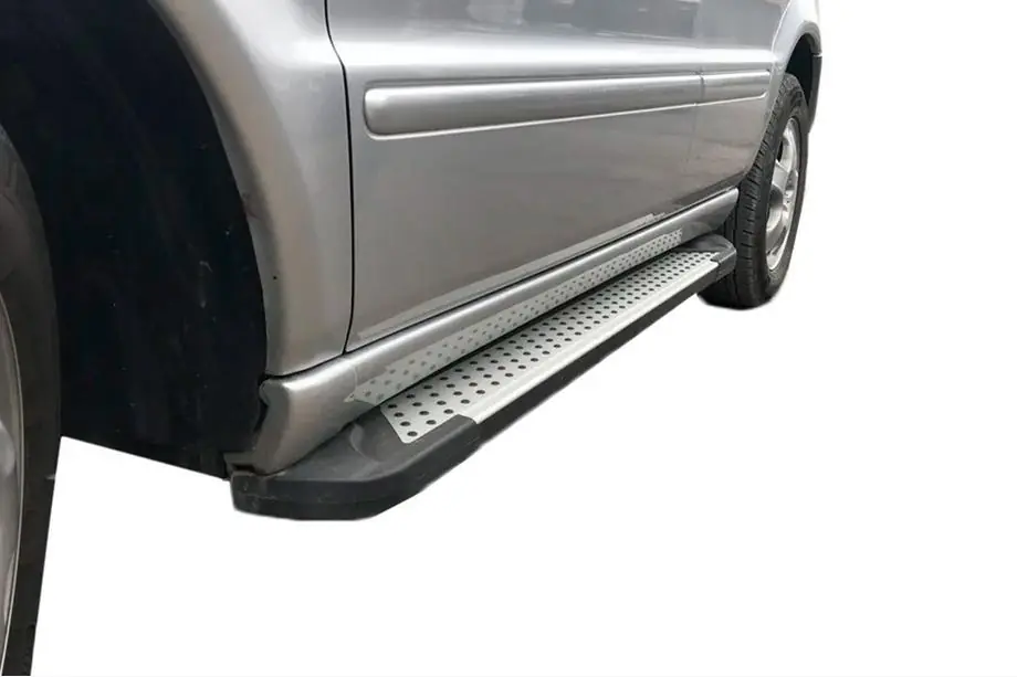 Mercedes ML W163 1997–2005 Boční nášlapy Allmond Grey (2 ks, hliník) Image