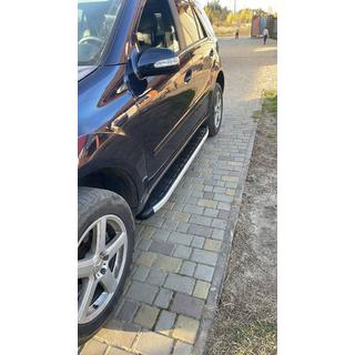 Boční nášlapy Fullmond (2 ks, hliník) Mercedes ML W164 2005–2011 fotografie 1