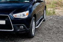 Mitsubishi Outlander 2006–2012 Boční prahy Tayga Grey (2 ks, hliník) fotografie 1