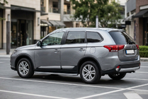 Mitsubishi Outlander 2012–2021 Boční nášlapy Tayga Grey (2 ks, hliník) fotografie 1