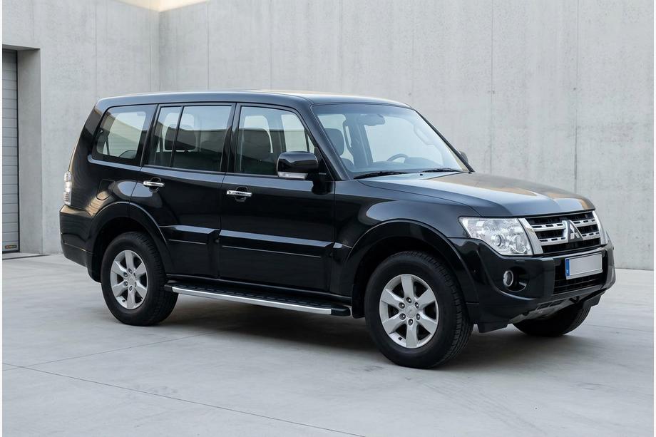 Mitsubishi Pajero Wagon IV 2006–2021 Boční prahy Fullmond (2 ks, hliníkové) Image