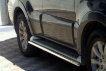 Mitsubishi Pajero Wagon IV 2006–2021 Boční nášlapy – nerezové trubky (2 ks) fotografie 1
