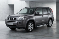 Nissan X-trail T31 2007–2014 Boční nášlapy Rainbow (2 ks, hliník) fotografie 1