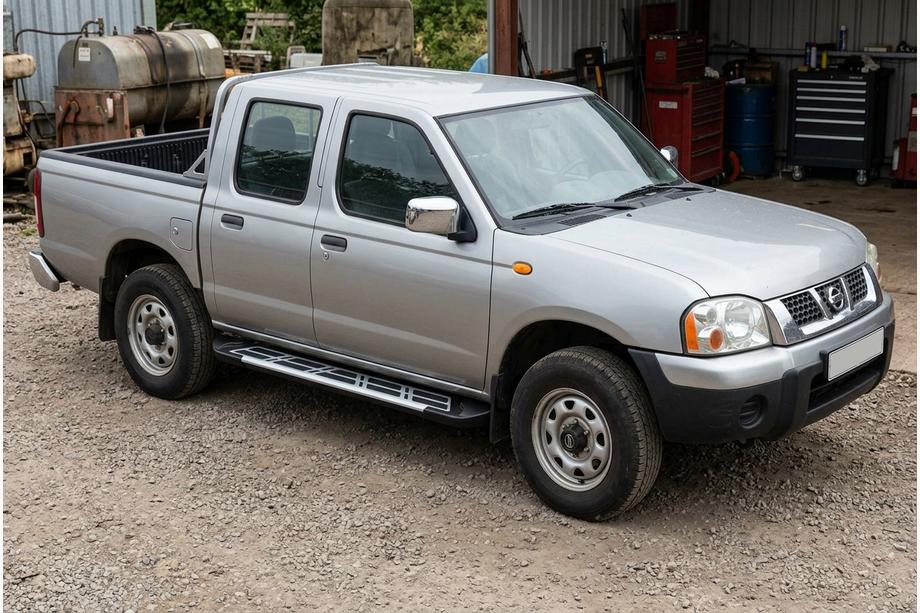 Nissan NP300 1999–2015 Boční nášlapy Sunrise (2 ks, hliník) Image