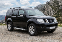 Nissan Pathfinder R51 2005–2014 Boční nášlapy Line (2 ks, hliník) fotografie 1