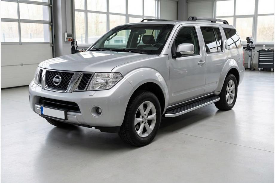 Nissan Pathfinder R51 2005–2014 Boční prahy Tayga Grey (2 ks, hliník) Image