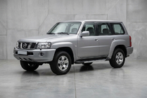 Nissan Patrol Y61 1997–2011 Boční prahy RedLine V1 (2 ks, hliník) fotografie 1