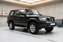 Nissan Patrol Y61 1997–2011 Boční nášlapy Tayga (2 ks, hliník) fotografie 1