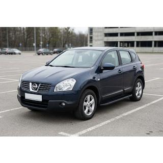 Boční prahy Bosphorus Black (2 ks, hliník) Nissan Qashqai 2007–2010 fotografie 1