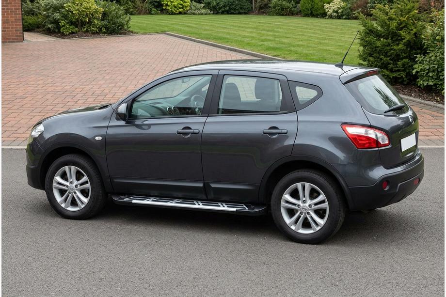 Nissan Qashqai 2010–2014 Boční nášlapy Sunrise (2 ks, hliník) Image