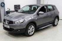 Nissan Qashqai 2010–2014 Boční nášlapy Line (2 ks, hliník) fotografie 1