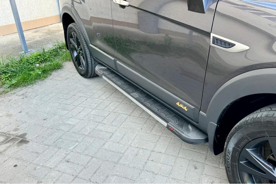 Opel Antara 2006–2017 Boční prahy RedLine V1 (2 ks, hliník) Image