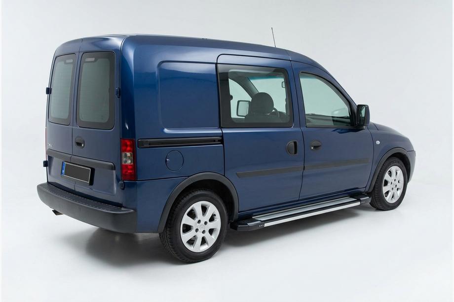 Opel Combo 2002–2012 Boční nášlapy Rainbow (2 ks, hliník) Image