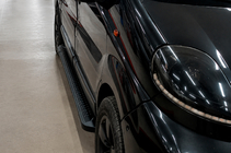 Renault Trafic 2001–2015 Boční prahy Allmond Black (2 ks, hliník) fotografie 2