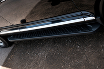 Porsche Cayenne 2003–2010 Boční prahy Allmond Black (2 ks, hliník) fotografie 2