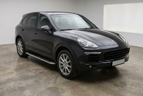 Porsche Cayenne 2010–2017 Boční prahy Maydos V1 (2 ks, hliník ↗ nerez) fotografie 1