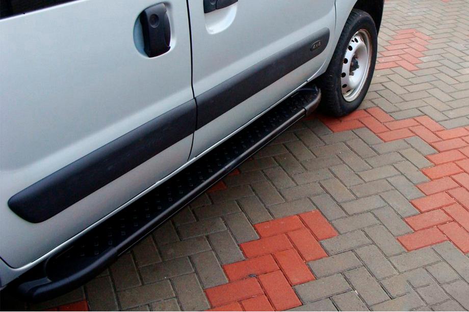 Renault Kangoo 1998–2008 Boční nášlapy Allmond Black (2 ks, hliník) Image