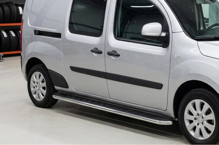 Renault Kangoo 2008–2020 Boční nášlapy Maydos V1 (2 ks, hliník / nerez) Image