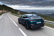Recenze crossoveru Peugeot 408 fotografie 4