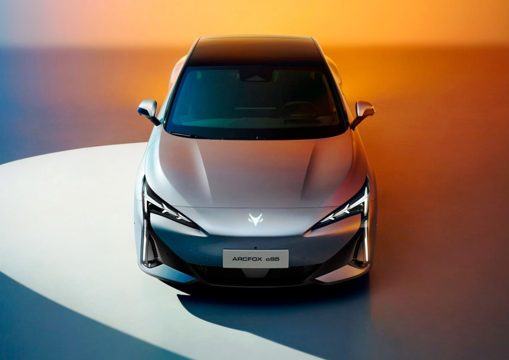 Recenze Arcfox S5: elektrický sedan pro dynamickou jízdu