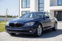 BMW řady 7 F01/F02 2008–2015 Ledvinky M-Look (černý lesk) fotografie 1