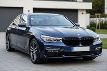 BMW řada 7 G11/G12 2015–2022 M-Look ledvinky (2016-2019, lesklá černá) fotografie 1
