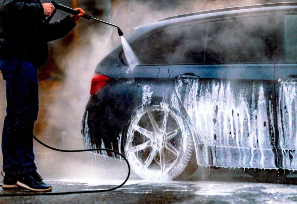 Lze mýt auto v zimě: pravidla bezpečného mytí