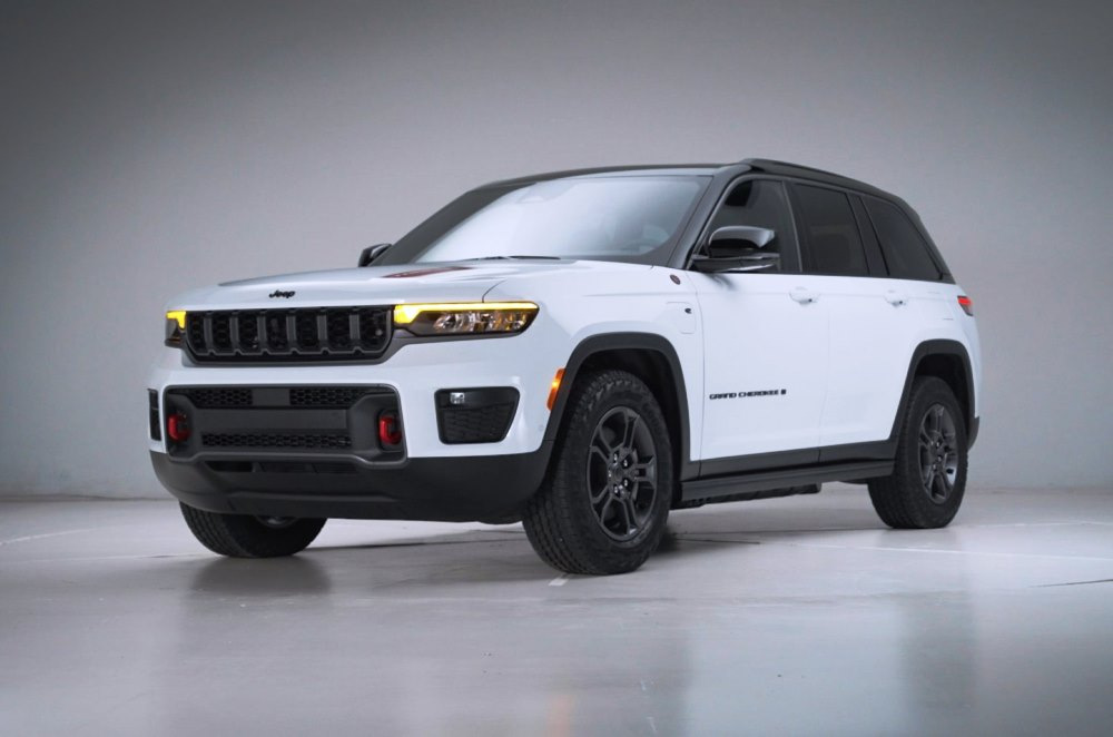 Jeep Grand Cherokee 2026: technické parametry, výbavy a fotografie