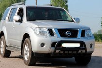 Nissan Navara 2006–2015 Přední ochranný rám WT008 Black (nerez) fotografie 3