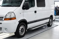 Renault Master 1998–2010 Boční nášlapy Line (2 ks, hliník) fotografie 1