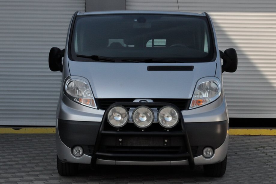 Opel Vivaro 2001–2015 Přední ochranný rám WT018 Black (nerez) Image