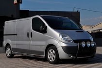 Renault Trafic 2001–2015 Přední ochranný rám WT018 Black (nerez) fotografie 3