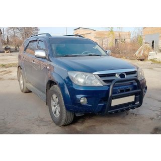 Přední ochranný rám (bullbar) F12-11 Black (nerez) Toyota Fortuner 2006–2015 fotografie 2