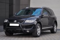 Volkswagen Touareg 2002–2010 Ochranný rám (bullbar) WT005 Colt Black (nerez) fotografie 7
