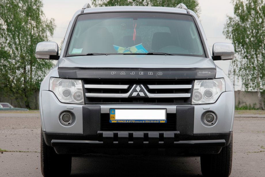 Mitsubishi Pajero Wagon IV 2006–2021 Přední ochranný rám ST015-13 Black (nerez) Fotografie 2