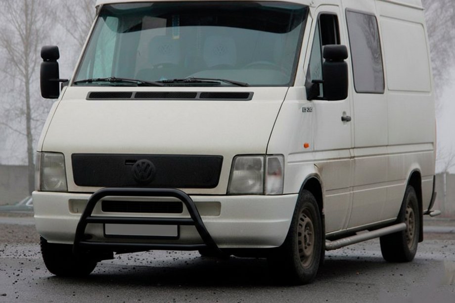 Volkswagen LT 1995–2006 Přední ochranný rám WT022 Black (nerez) Image