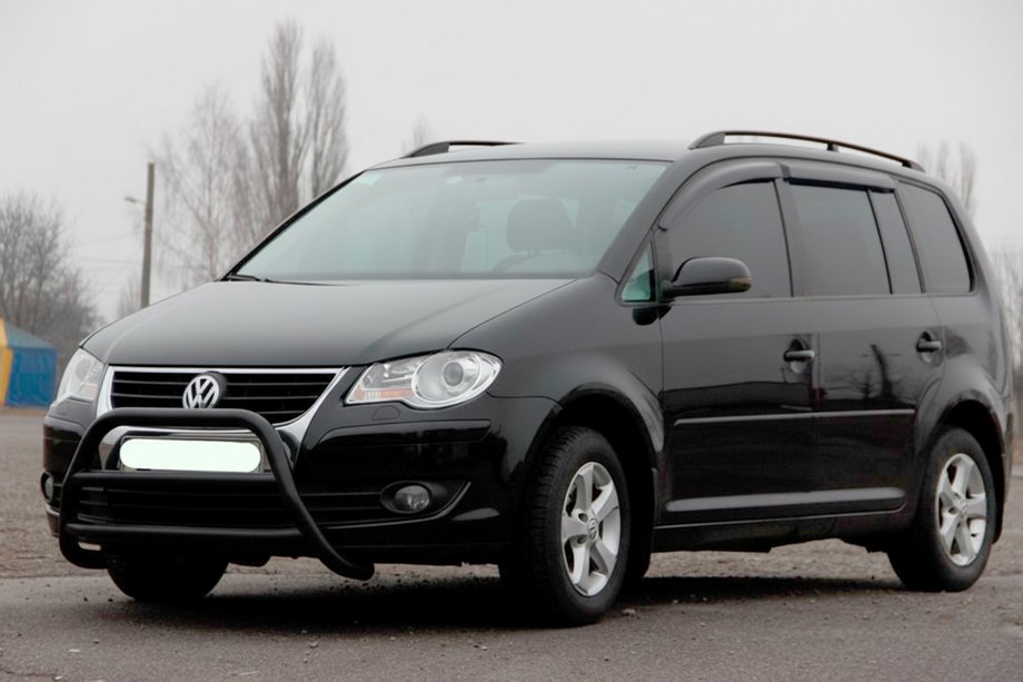 Volkswagen Touran 2003–2010 Přední ochranný rám WT022 Black (nerez) Fotografie 1