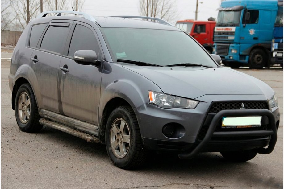 Mitsubishi Outlander 2006–2012 Přední ochranný rám WT007 Black (nerez) Image