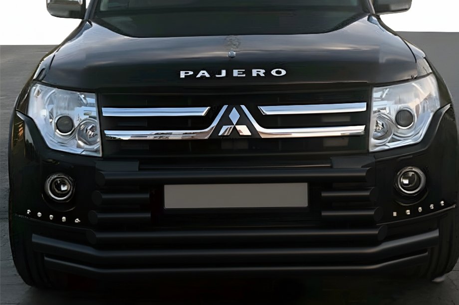 Mitsubishi Pajero Wagon IV 2006–2021 Přední ochranný rám ST015-9 Black (nerez.) Image