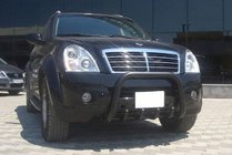 SsangYong Rexton I 2001–2017 Nerezový bullbar QT006 Black fotografie 3