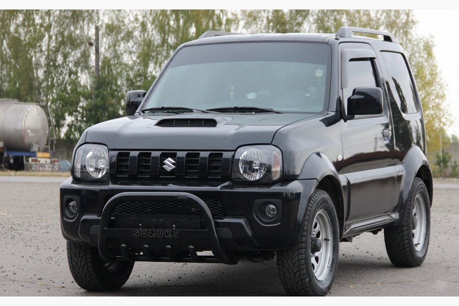 Suzuki Jimny 1998–2018 Nerezový bullbar QT006 Black Fotografie 3