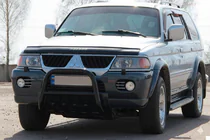 Mitsubishi Pajero Sport 1996–2007 Nerezový bullbar QT006 Black fotografie 3