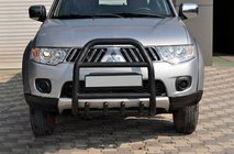 Mitsubishi L200 2006–2015 Přední ochranný rám QT007 Black (nerez) fotografie 3