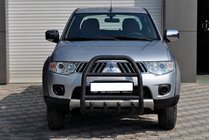 Mitsubishi L200 2006–2015 Přední ochranný rám QT007 Black (nerez) fotografie 2